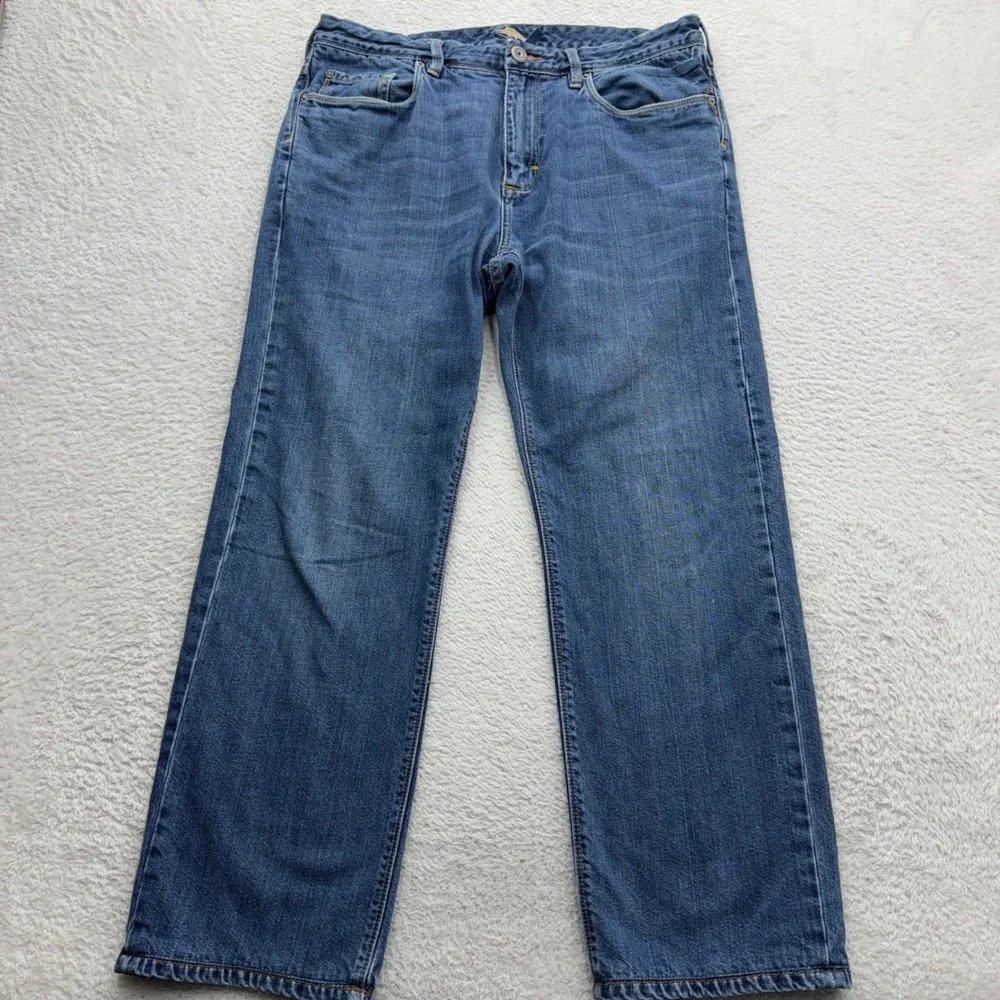 Tommy Bahama Mens‎ Standard Fit Jeans Blue Medium Wash Denim 36x30 Straight Leg